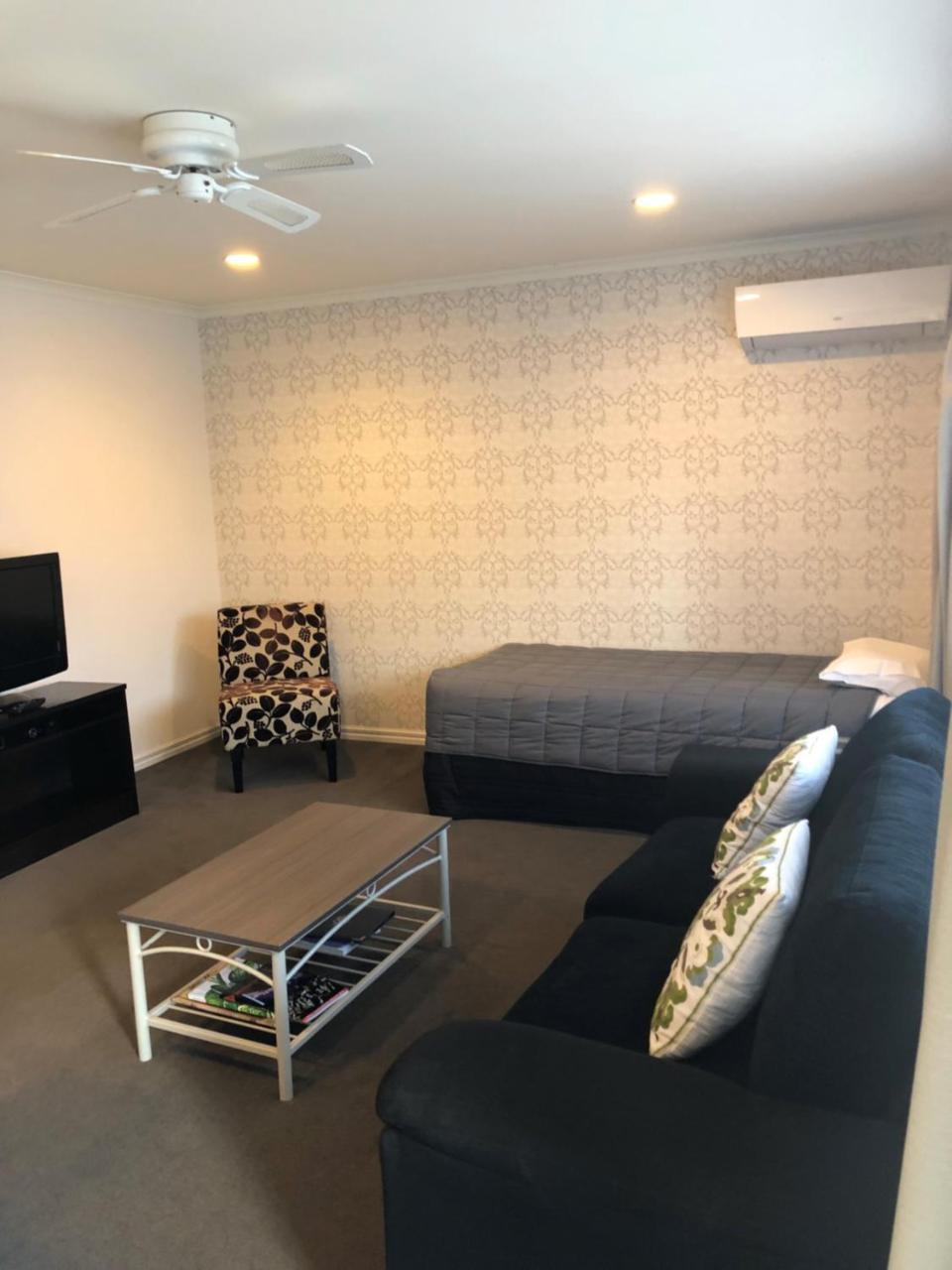 Bethlehem Motor Inn And Conference Centre Tauranga Esterno foto